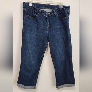 Levi cropped jeans size 31